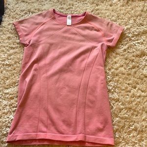 Pink iviva athletic shirt!